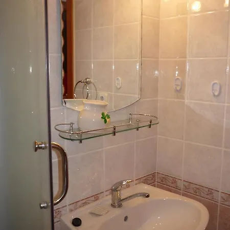 Klobuka 2 Kaštela